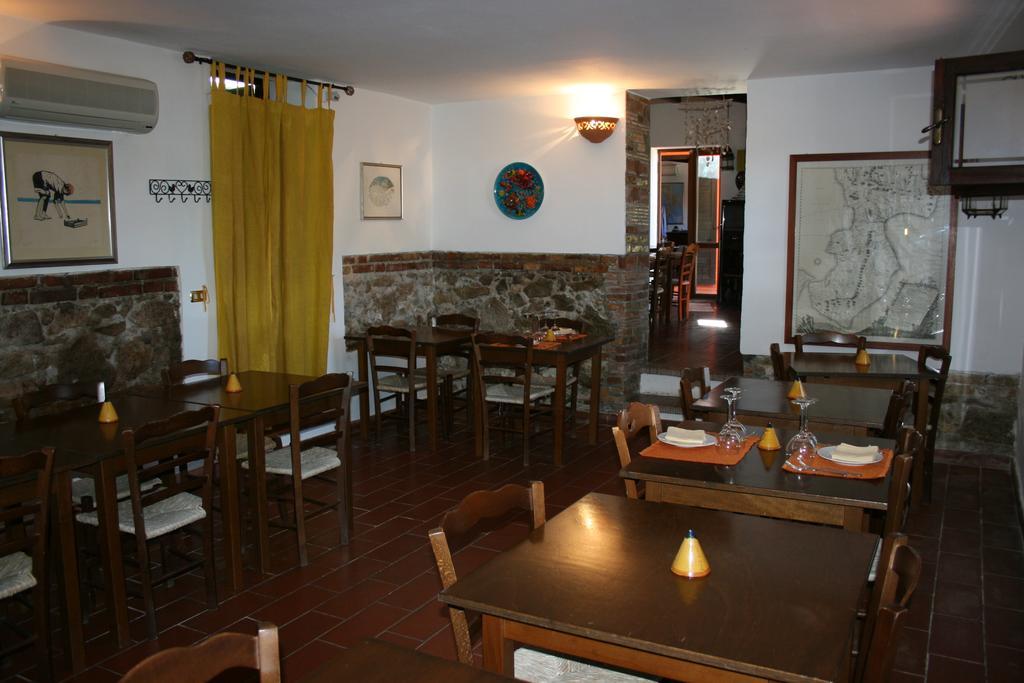 Agriturismo Ruralia Санта-Доменика Экстерьер фото